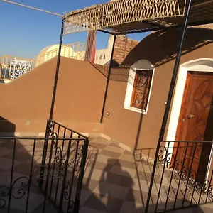 Apartment The Brown House, Luxor